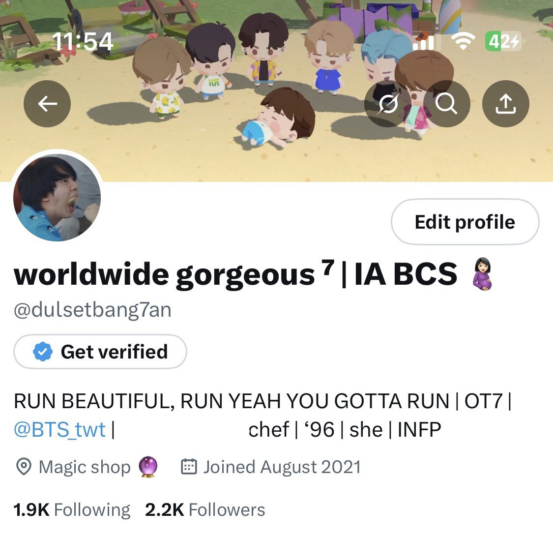 dulsetbang7an's tweet photo. IA since 2022 bcs i was preggy and raising a mini army👩🏻‍🍼toddler's chill, bangtan is back — clocking back in as an ARMY MOM 🍾 https://t.co/iakkSVj751