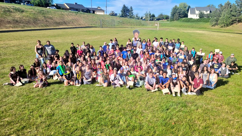 LMSprincipals's tweet photo. What a great day celebrating our 8th graders and the future class of 2029. Great Kids who care about each other... and so fun!#LMSproud
@PullmanSD https://t.co/dIXbhV9Amf