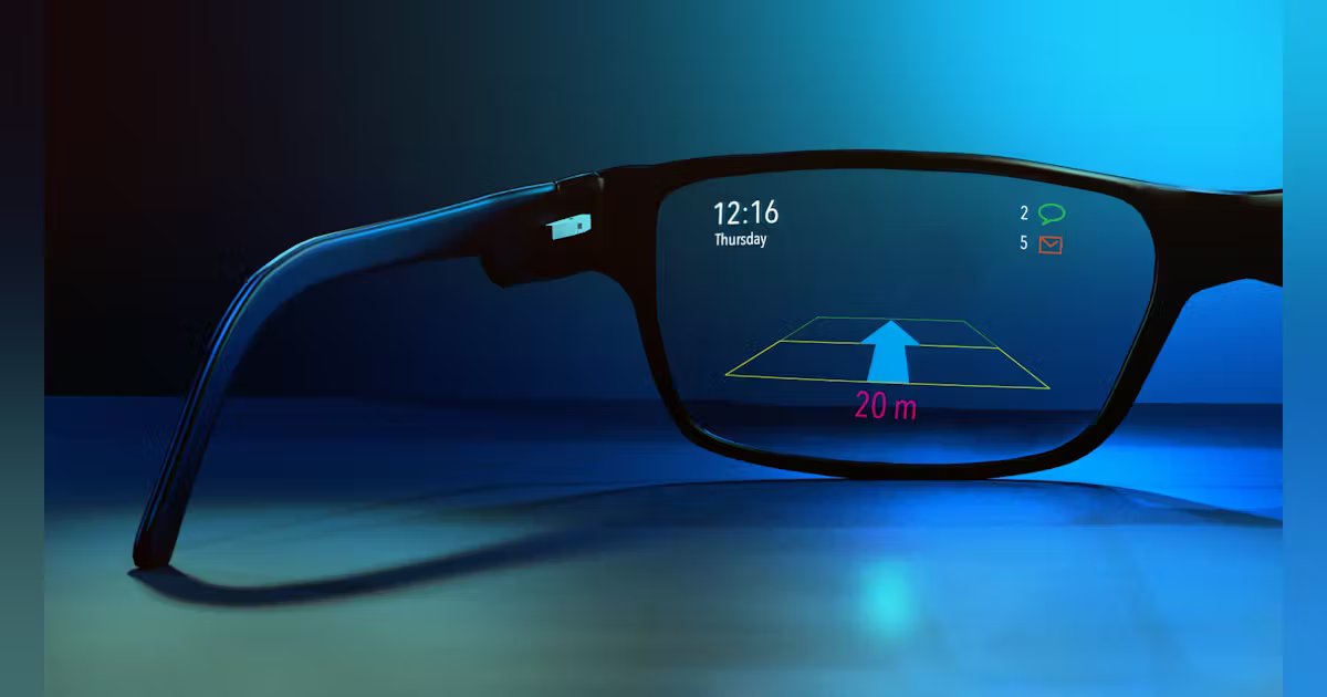 bitbeast_'s tweet image. While many are unhappy with Apple&apos;s new Glass UI, it might be a sneaky trick! 

Apple is probably training our eyes for future Apple Glasses, a wearable tech takeover in which we’ll all be begging to buy them. 

#AppleGlass #TechConspiracy #WearableFuture #WWDC25 #Apple
