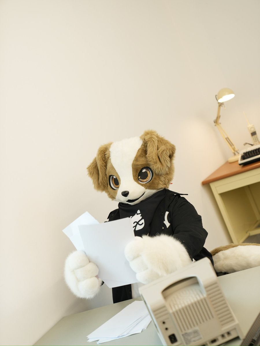 #FursuitEveryday 
💬 하얀건 글씨고 검은건 종이..

📸 : <a href="/Nuri221212/">누리:NuRi 📸</a>