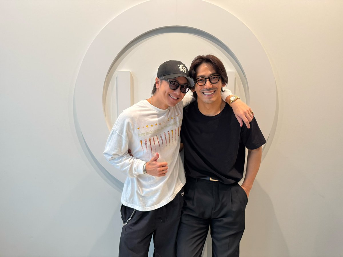 EXILE STAFF【公式】 (@exile_staff) on Twitter photo /
#EX_THEREASON
EXILE LIVE TOUR 2025 "THE REASON"
最速先行抽選予約中‼️
\
▼チケット予約受付期間
6/15(日)23:00まで
🔗 #EXILE FC
e-ticketbook.com/exile-reason/o…
🔗その他FC
lit.link/exilelive
<a href="/exilelive_acc/">EXILE LIVE info</a>
<a href="/TAKAHIRO_Staff/">EXILE TAKAHIRO</a>
<a href="/Naoki_works_/">Naoki Kobayashi</a> /
#EX_THEREASON
EXILE LIVE TOUR 2025 "THE REASON"
最速先行抽選予約中‼️
\
▼チケット予約受付期間
6/15(日)23:00まで
🔗 #EXILE FC
e-ticketbook.com/exile-reason/o…
🔗その他FC
lit.link/exilelive
<a href="/exilelive_acc/">EXILE LIVE info</a>
<a href="/TAKAHIRO_Staff/">EXILE TAKAHIRO</a>
<a href="/Naoki_works_/">Naoki Kobayashi</a>