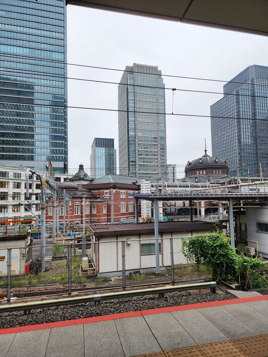 Aptom12's tweet photo. 23年振りのTOKYO STATION https://t.co/JEnvKGHN6v