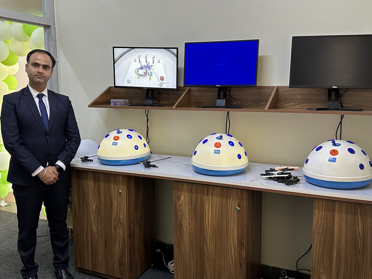 1/7
Yesterday we officially commissioned the Professor Kakande GI Simulation Centre, dedicated to advancing Gastrointestinal (GI) training through simulation.
#NsambyaHospital