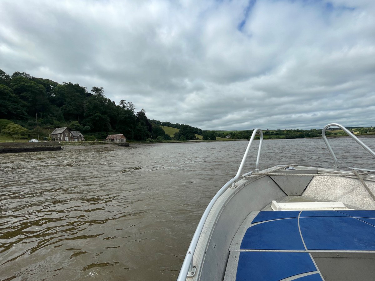 DCFishEA's tweet image. Fisheries officers out on patrol yesterday, checking the river Tamar and Lyhner for illegal activity.
Fishing vessels observed have been inspected for catch and gear type on board.
Report illegal fishing activity to us on ☎️ 0800 807060