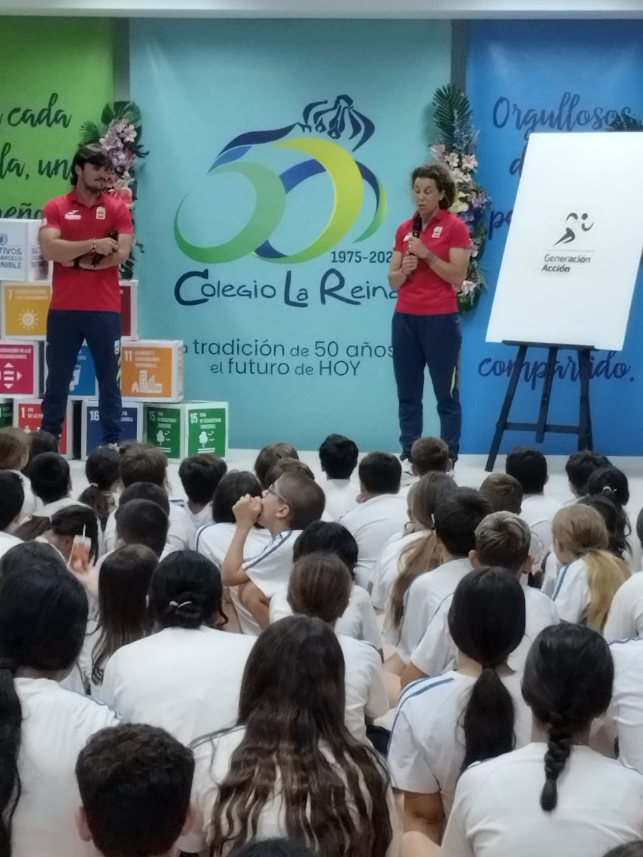 Generación Acción (@generaccionods) on Twitter photo Hoy, primera visita de los deportistas Rocío Delgado (esquí acrobático) y <a href="/PabloMarEst/">Pablo Martinez Estévez, OLY</a> (piragüismo) al Colegio La Reina, centro ganador de la provincia de Málaga. Hoy, primera visita de los deportistas Rocío Delgado (esquí acrobático) y <a href="/PabloMarEst/">Pablo Martinez Estévez, OLY</a> (piragüismo) al Colegio La Reina, centro ganador de la provincia de Málaga.