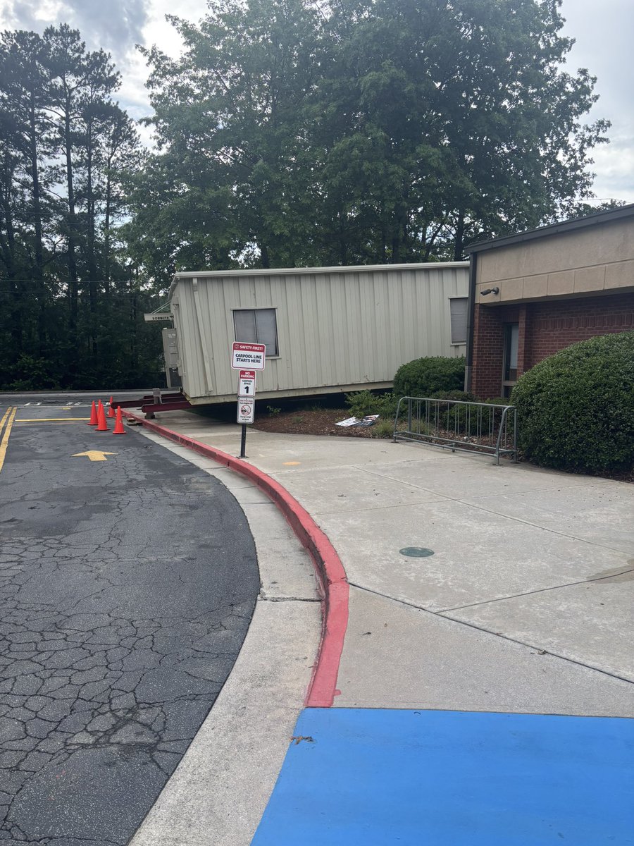 The portables are moving out!!! 😊 <a href="/NESBraves/">Nickajack Elementary</a>