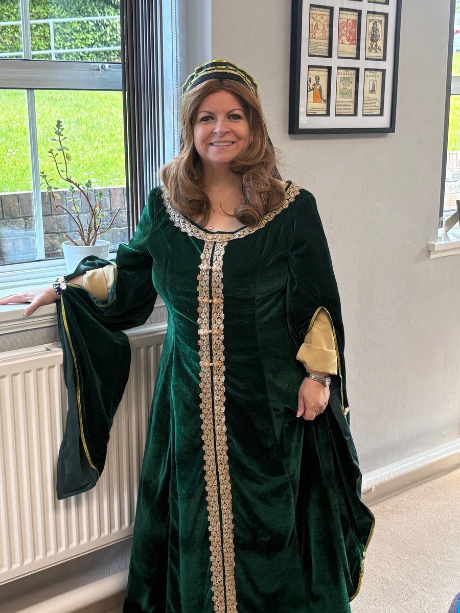Our brilliant Headteacher stepped into Shakespearean shoes today as Lady Macbeth, bringing drama, flair, and a touch of wicked madness to school life! 🎭👑Proof that at our school, literature doesn’t just live in books—it walks the halls, in costume.

#WigWednesday #bookworm