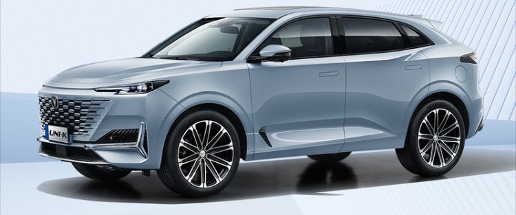 Llega a México una SUV más y de procedencia china. Esta es Changan UNI-K con motor 2.0 Turbo Bluecore de 233 caballos de fuerza y un precio de $799,900 pesos