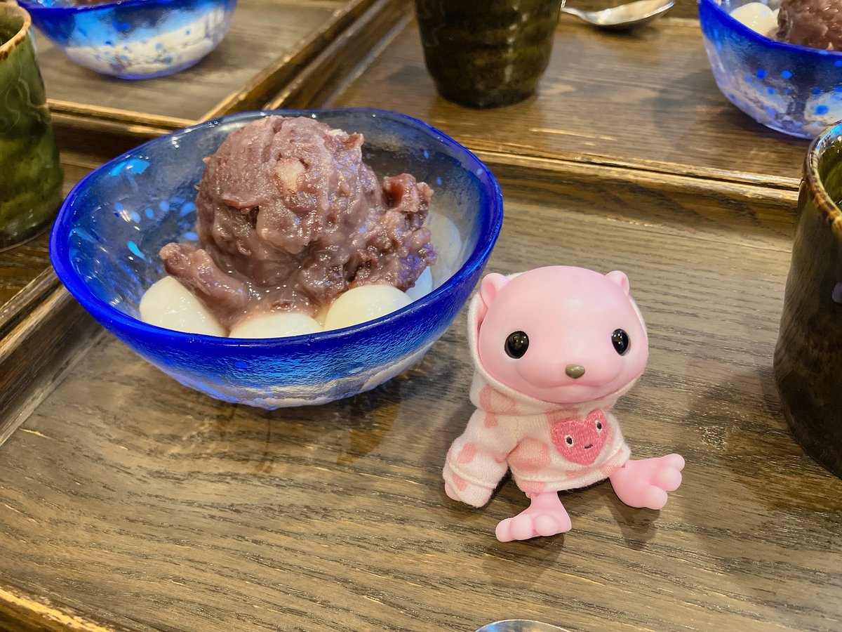 merochu1's tweet photo. 友達と集まり。
付き添いで行った占いで手相を見てもらいました☺️

#モンスターファクトリー https://t.co/H07wAf1Hrp