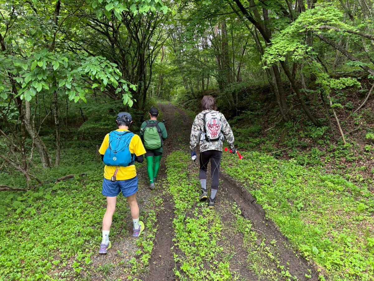 dairx71's tweet image. 片手にICレコーダー
片手に熊スプレー
山でも海でもスタジオでも喋る喋る喋る…
#FMOne
#FMOne登山部