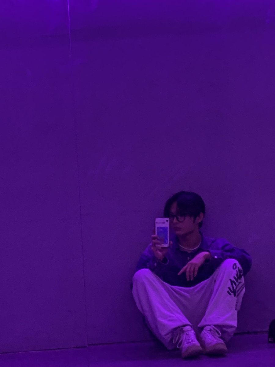 KHWOO_official's tweet photo. 또 찾아온 흑발시절🖤 혹시 보고 싶은 춤 있으세요?!🤭🕺 

#강현우 #KangHyunWoo #カンヒョヌ https://t.co/VNelNCkGFY