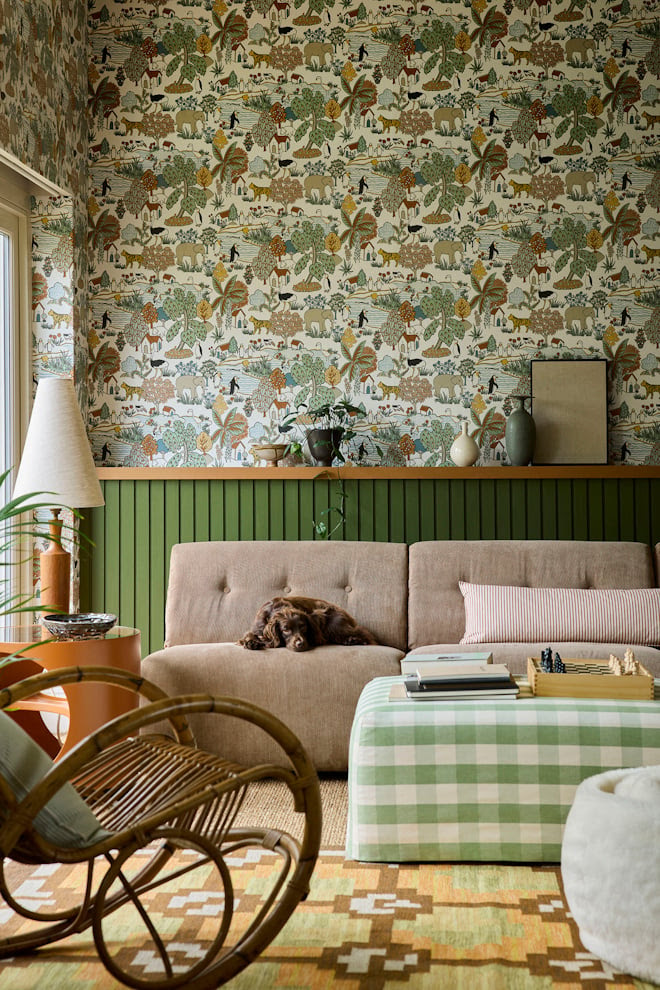 AshbyDecCentre's tweet image. Check out @LittleGreene #wallpapers  here at #Ashby Decorator Centre

Online prices matched, see papers IRL, in store, book borrowing service available, along with help and adice in store.

Full #colour #tinting machine in store with all #paints in stock

#Designerpaint