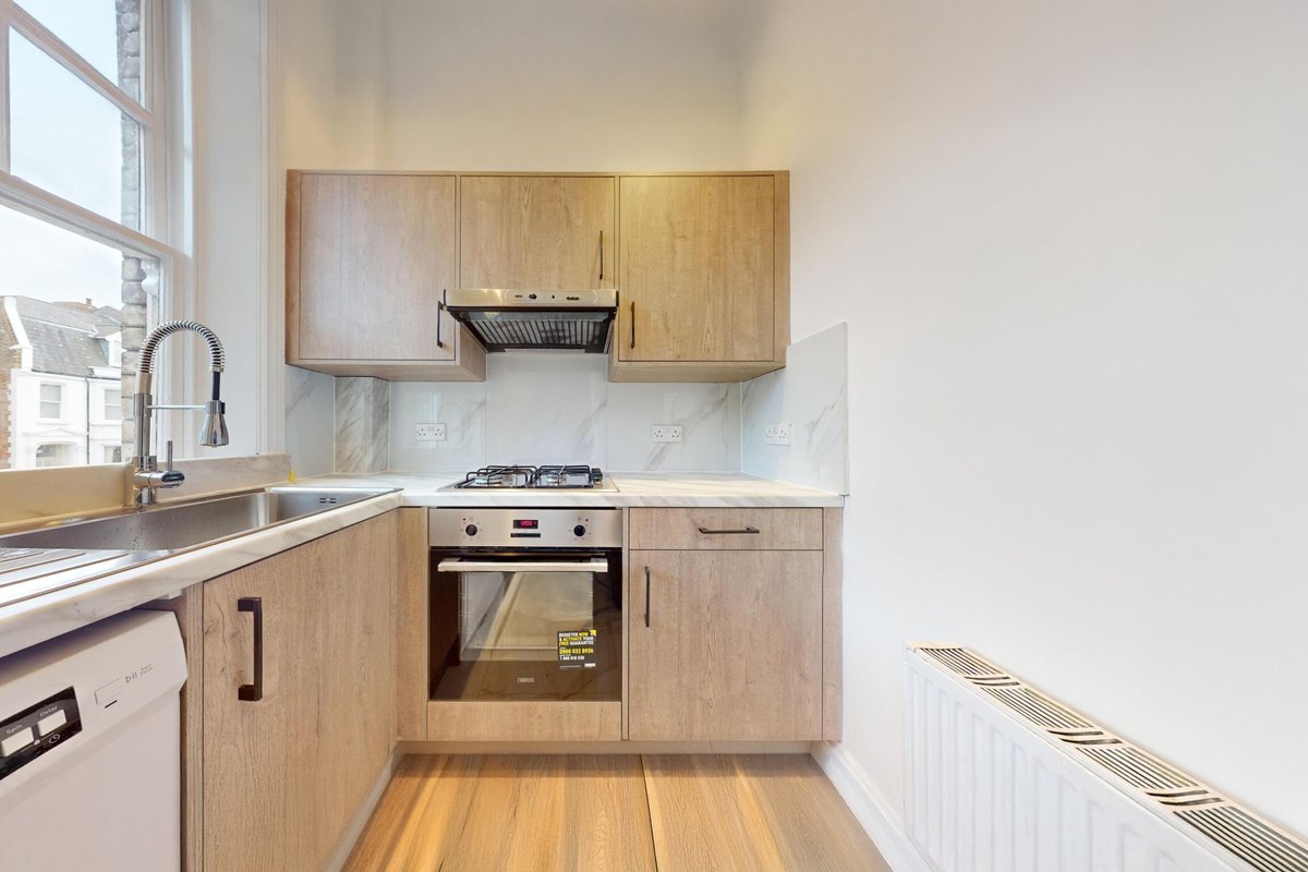 Estate_Office's tweet photo. OUR LATEST NEW LAUNCH!
 
A freehold income producing residential investment opportunity comprising 3 self-contained flats, located  0.3 miles from Brondesbury Park Station
 
TO BE SOLD AT ALLSOP AUCTION – UNLESS SOLD PRIOR

Contact us on 020 7266 8527 for further information https://t.co/Y0Z2RY5CJy