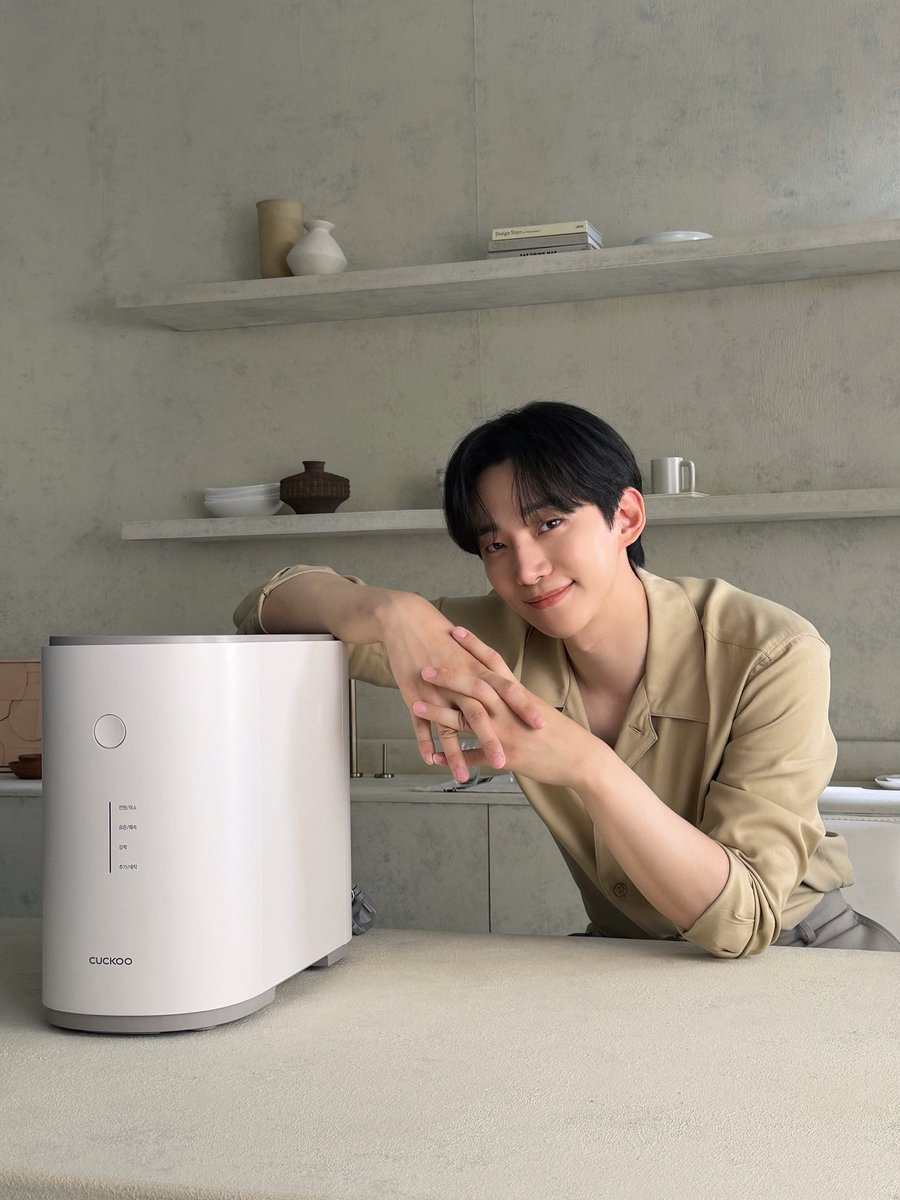 LEE JUNHO Official tweet media