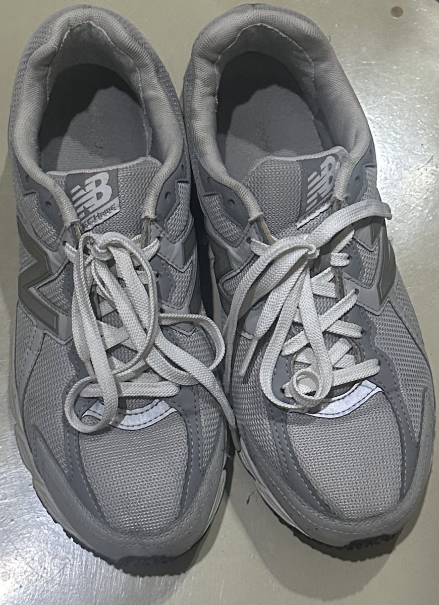 limitedchocola's tweet photo. ส่งต่อ new balance 480 v5 👟 !
, ของแท้ 100 % ป้ายไซส์ 26.5/41 ค่ะ

🧿 350 รวมส่งค่ะ
🧿 สภาพตามการใช้งาน มีรอยขาดเล็ก ๆ ไม่มีผลต่อการใช้งานค่ะ 
🧿 รูปภาพ, ตำหนิเพิ่มเติมทาง dm ค่ะ

#ส่งต่อรองเท้ามือสอง #รองเท้ามือสองของแท้ #รองเท้ามือสอง #ส่งต่อnewbalance #ส่งต่อรองเท้าผ้าใบ https://t.co/coWQ3njYvR
