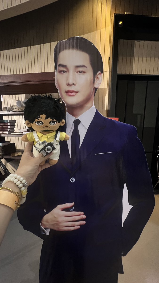 aposupertopics's tweet photo. So excited！！！😙😍💛🌰✊🏽💝

@Nnattawin1 
#apocolleagues
#ApoNattawin 
 #ShineTheSeries https://t.co/AecU8SYQH3