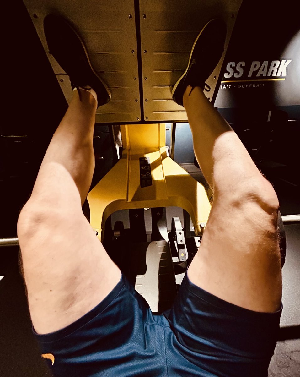 Покачал жопу с утра, теперь можно и делами заняться