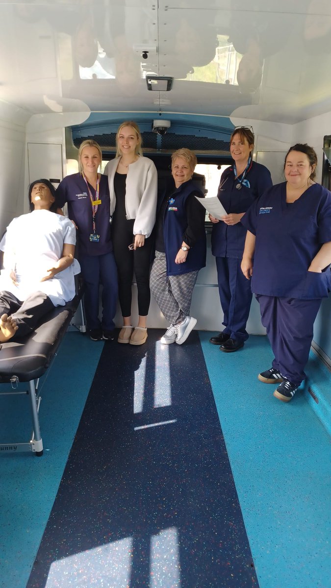 MADEinMelissa's tweet image. #MELISSA has travelled to Berwick to support the Community Service Business Unit, @NorthumbriaNHS , with their Community Clinical Skills update, for community staff. This is including using our Nursing Anne Simulator - Ollie.
#getonboard 🚌
#simtraining
