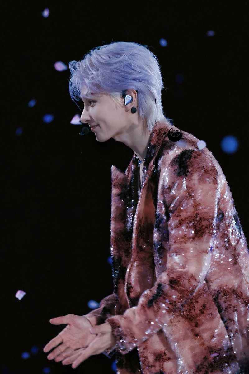 💜🌸～
#文俊辉 #文俊辉jun #seventeen_jun #seventeenjun #seventeenjunhui #준 #문준휘 #ジュン