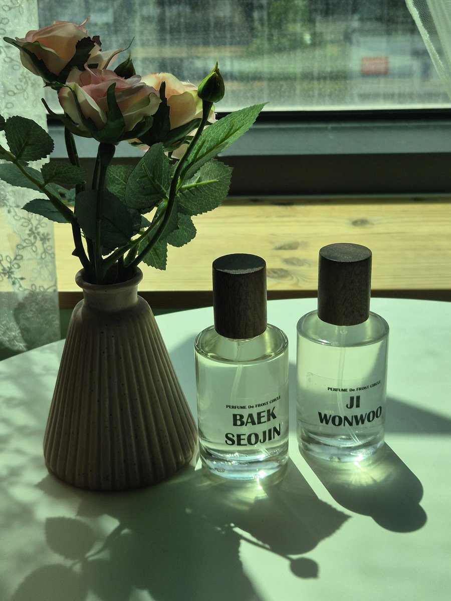 _atescent's tweet image. 나만의 캐릭터 커스텀 향수 만들기💗

내가 좋아하는 캐릭터, 내가 만든 캐릭터가 현실에 존재하는 것처럼 상상을 현실로 만들어 주는 향수 공방입니다🫶