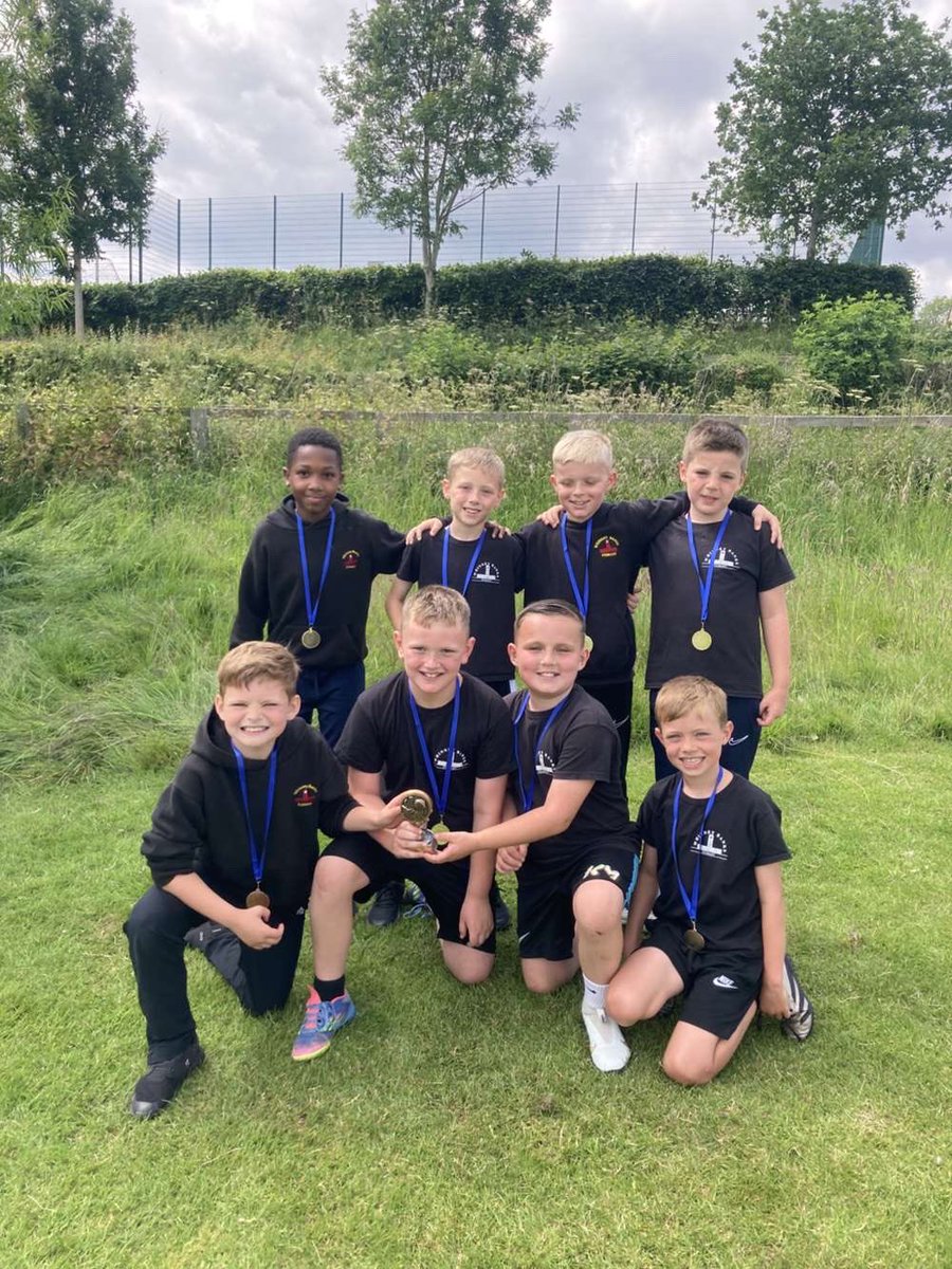 Congratulations to our y3/4 boys cricket team who were crowned North Yorkshire champions yesterday 🏏🥇They will now get the opportunity to play at Headingly Cricket Ground. Well done boys