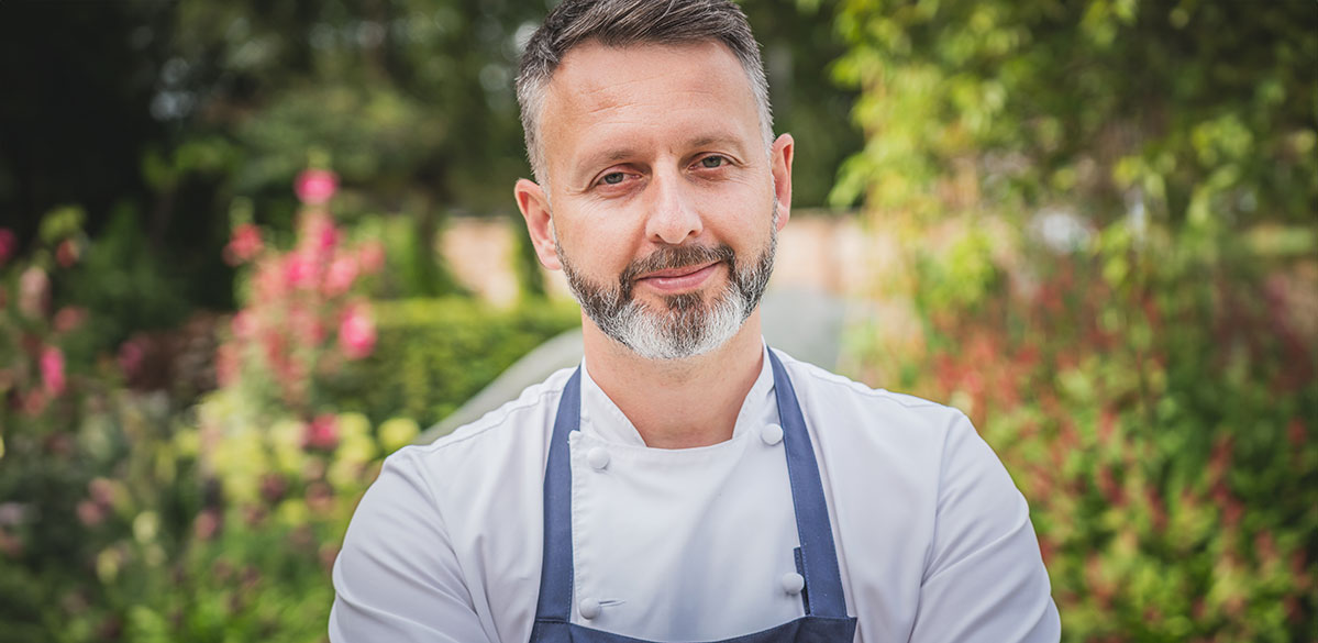 The Caterer (@caterertweets) on Twitter photo "It’s about looking after people, being a hand on their shoulder – you are their best friend while they are here.”
Mark Birchall of <a href="/restmoorhall/">Moor Hall Restaurant</a> reveals what he thinks three-star service should really be like
➡️ thecaterer.com/indepth/mark-b…
thecaterer.com/indepth/mark-b… "It’s about looking after people, being a hand on their shoulder – you are their best friend while they are here.”
Mark Birchall of <a href="/restmoorhall/">Moor Hall Restaurant</a> reveals what he thinks three-star service should really be like
➡️ thecaterer.com/indepth/mark-b…
thecaterer.com/indepth/mark-b…