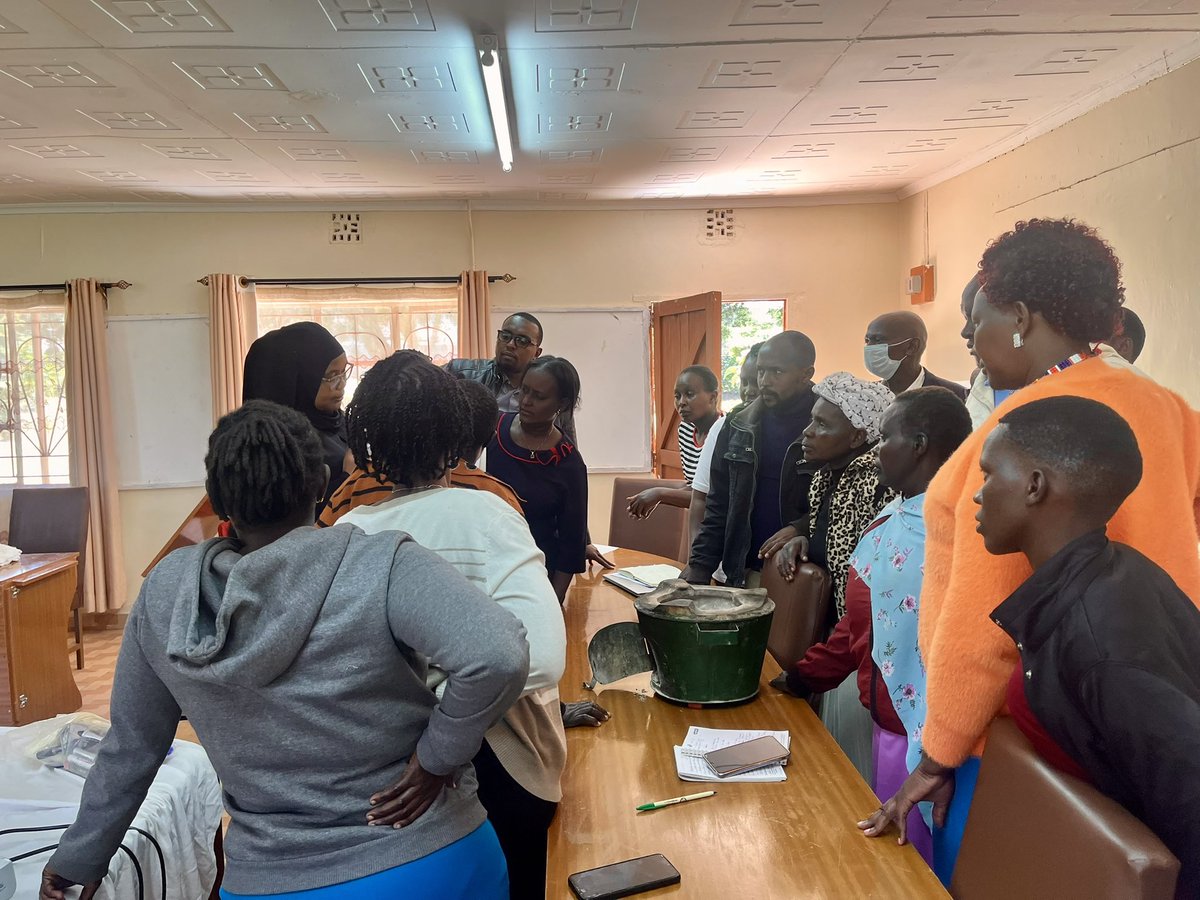 KCCWG's tweet image. From firewood to solar,
From exclusion to empowerment,
From climate shocks to resilience.

Sustainable Energy a real change. 

#KajiadoAdapts #CleanEnergyForResilience