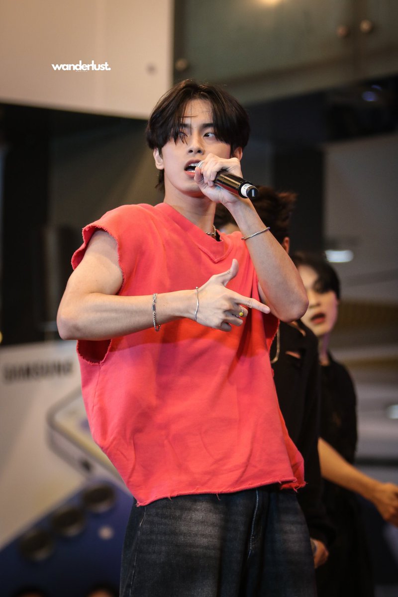 250608 HORI7ON KYLER @ PPOP FANFEST
📍 SM Annex Atrium

#HORI7ON #호라이즌 
<a href="/HORI7ONofficial/">HORI7ONofficial</a> 
#HORI7ON_KYLER #KYLER