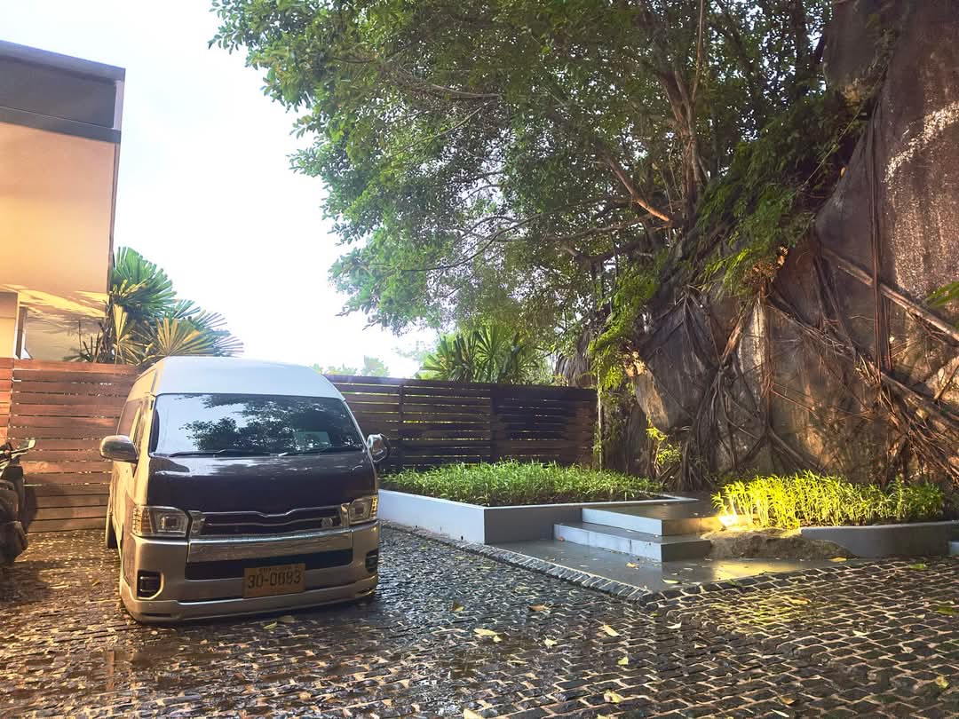 ยิ่งเรา อ่อนแอ
ปัญหาต่างๆ จะยิ่งได้ใจ  ยิ่งปัญหา ยิ่งใหญ่ๆ
เรายิ่งต้องอาศัย… ใจที่ใหญ่กว่ามัน 😎 

#ซุ้มละลายทรัพย์
#สายตาคู่นั้นชั่งไม่เหมือนใคร 
#วัยรุ่นUltra_Valanti
#MaSaRu_マサル
#Area69
#วัยรุ่น_พกถุง 

#บริการรถตู้นำเที่ยว 
#รถตู้vip
#ภูเก็ต
#โกบาส