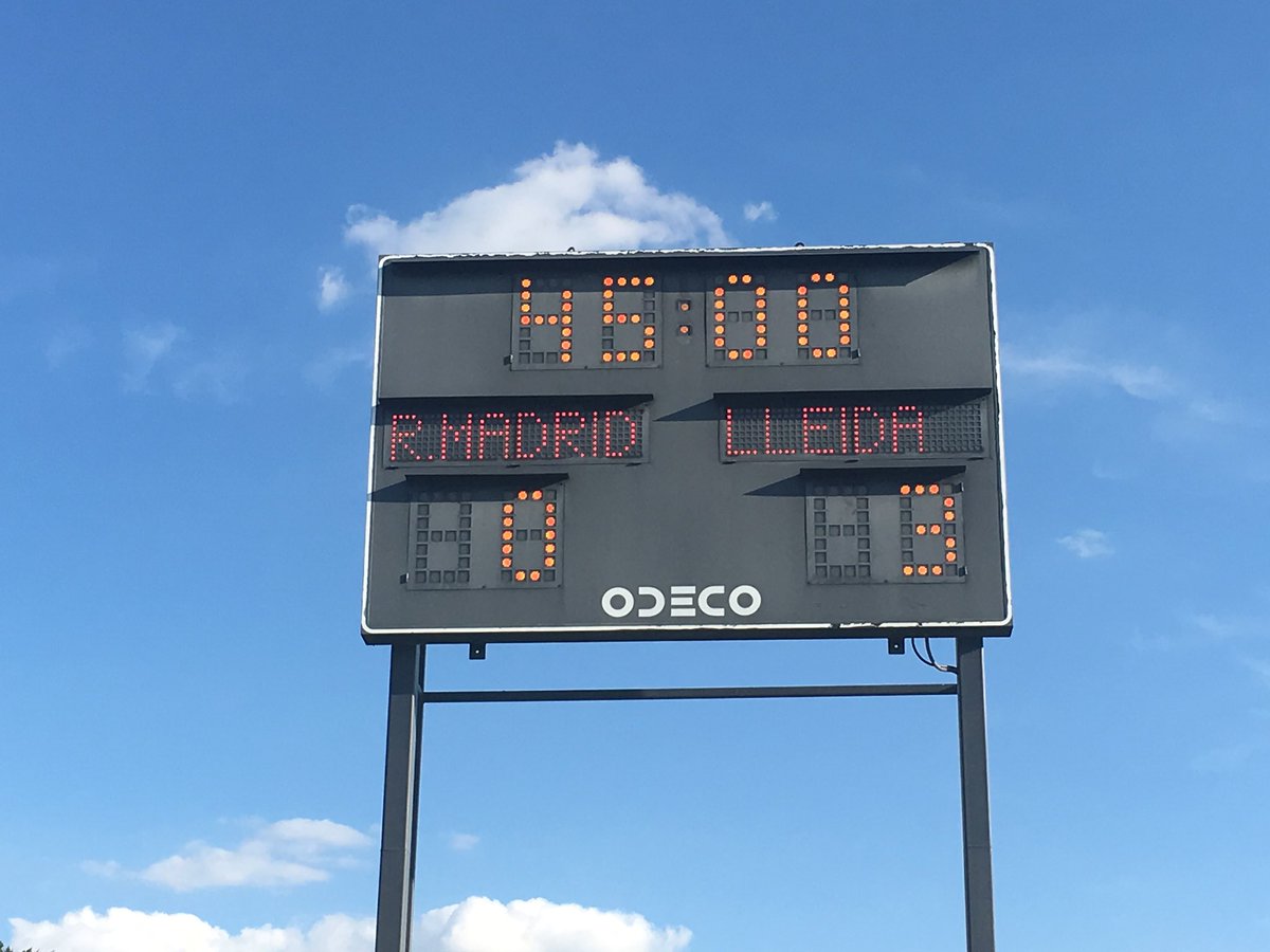 JordiMestres_'s tweet photo. Avui fa 9 anys del que segurament és el millor partit de la història del Lleida Esportiu. RM Castilla 0-3 Lleida a Valdebebas. Quantes coses podrien haver canviat els maleïts penals de Sevilla... https://t.co/Ct6yvGNIYB