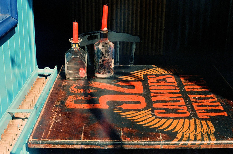 champcamera's tweet photo. #CYBERPUNK 640T by #みすずが丘 店(#あざみ野)

映画用フィルムを元に作られた #カラーネガフィルム。
自然で温かみのある発色が特徴の #ISO640 の #フィルム です。

#CYBERPUNK640T #江田 #市ヶ尾 #田園都市線
https://t.co/mOeVLxIZQR https://t.co/ahzFhUYUcA
