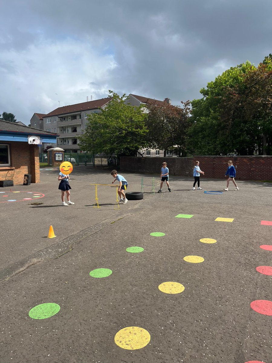 MissCarmichaelP4 tweet media