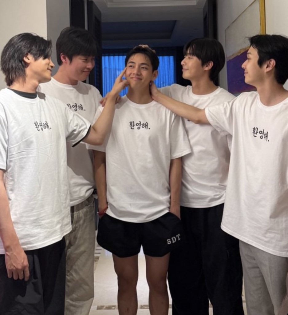 cesstwt_'s tweet image. Some things never change