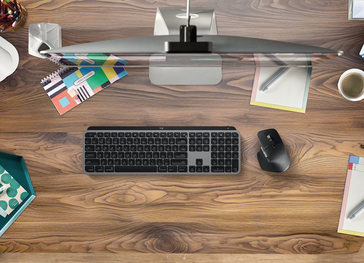 appsgadget's tweet image. 🎁 This Father&apos;s Day, give him tech that delivers. From gaming beasts to WFH champions, Logitech’s got the perfect gift. Shop now via Shopee &amp;amp; Lazada! #FathersDayPH #Logitech #TechForDad #LogitechG @LogitechG