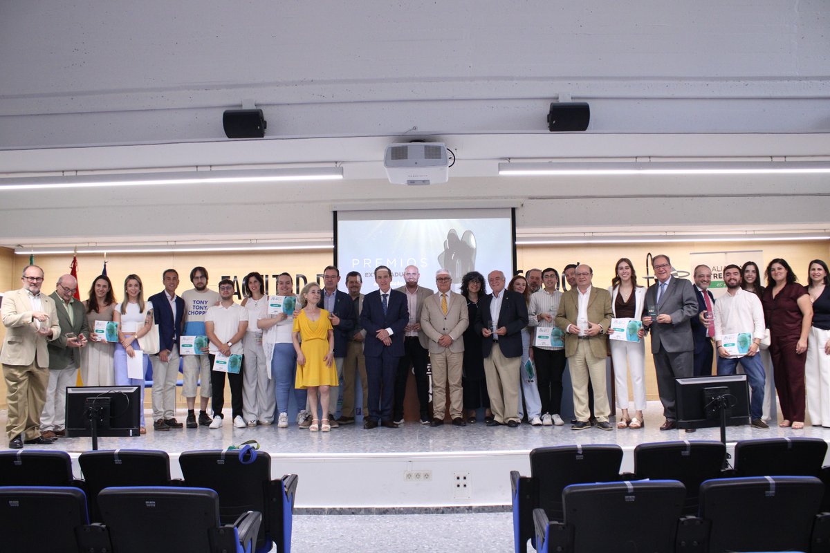 ¡Ya tenemos ganadores de los III Premios Extremadura es futuro!

Se han entregado los galardones cuyo objetivo es valorar el acercamiento a la Universidad de su entorno

Más información en
👉 extremaduraesfuturo.es 👈

¡Enhorabuena y sigamos con la Alianza Extremadura es futuro!