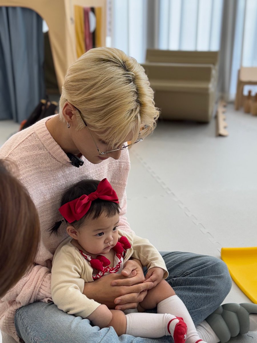 dbsxor2978's tweet photo. 끄아아ㅏ 아가와 영이 조합 너무 조아ㅜㅜ https://t.co/D7px0lgMd9