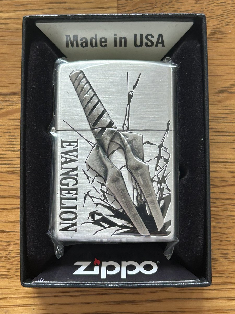 BoBo_364364's tweet photo. 久々のZIPPO
今度は失く��ないからな https://t.co/7d1O29EXBk