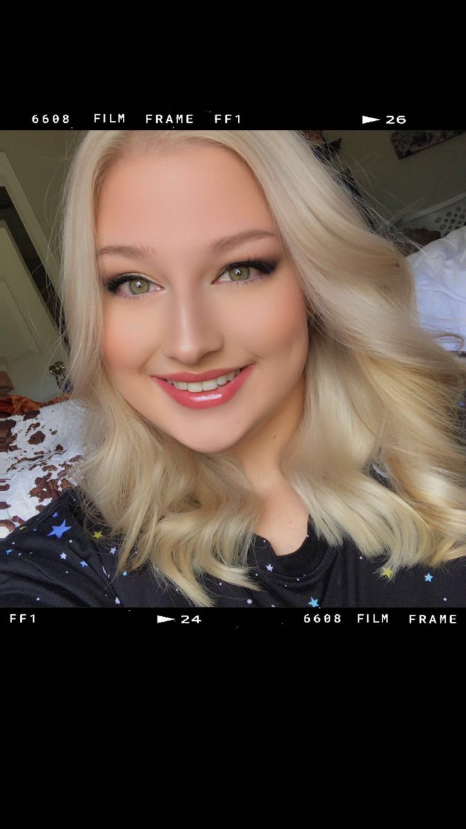 peachyqueen96's tweet photo. Blonde and happy about it https://t.co/cbjJvhMdmV
