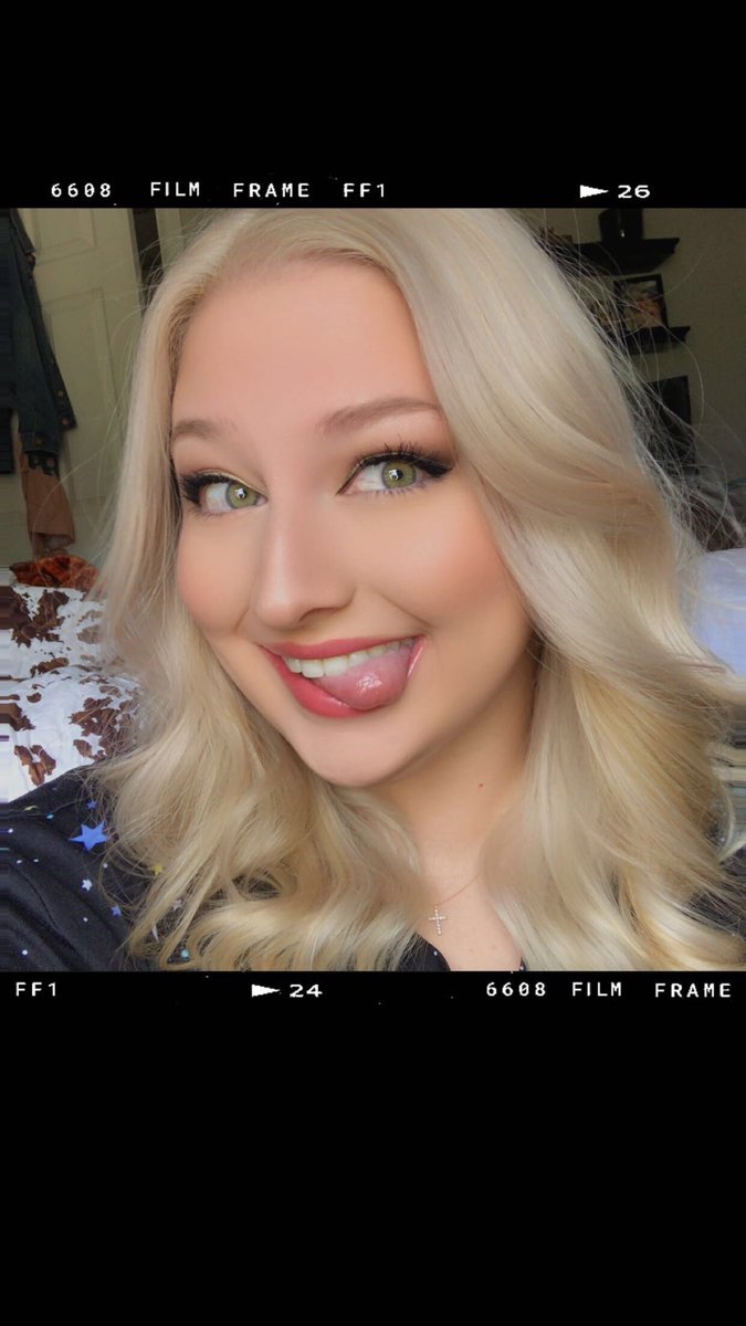 peachyqueen96's tweet photo. Blonde and happy about it https://t.co/cbjJvhMdmV