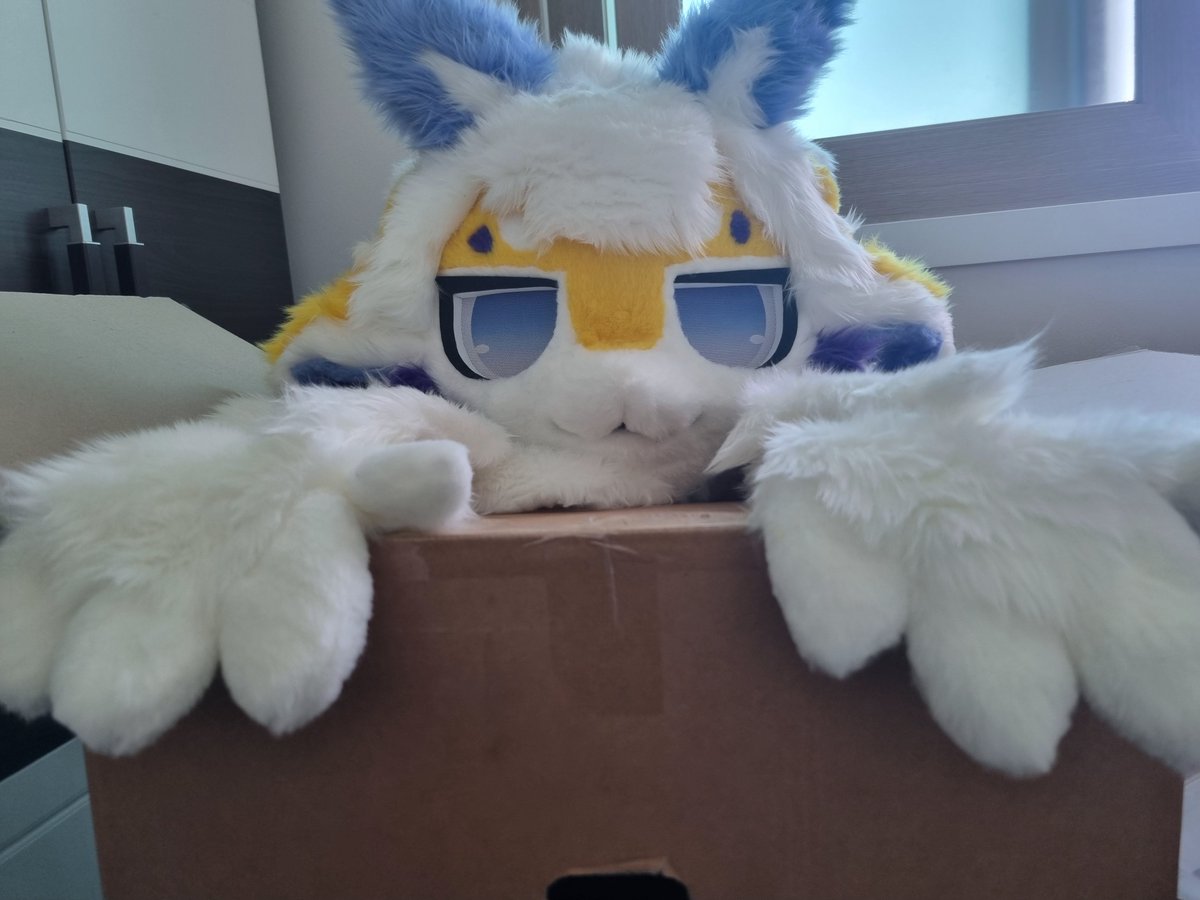 안녕하세요 바다 달팽이 미야에요
오늘부로 저한테 왔습니다 
뉴비 인사 드립니다!!

🪡 : <a href="/bluefox_kr/">BlueFox</a> 
🎨 : <a href="/Sczllll/">纯情狗饭</a>