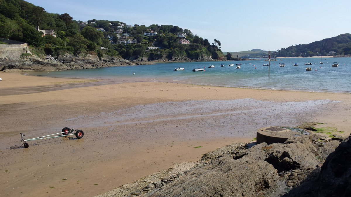 manonabeach (@manonabeach) on Twitter photo What the #beach means at #Salcombe South Sands in #Devon, with <a href="/AnimalAunts/">Animal Aunts</a> - manonabeach.com/devon/salcombe… What the #beach means at #Salcombe South Sands in #Devon, with <a href="/AnimalAunts/">Animal Aunts</a> - manonabeach.com/devon/salcombe…