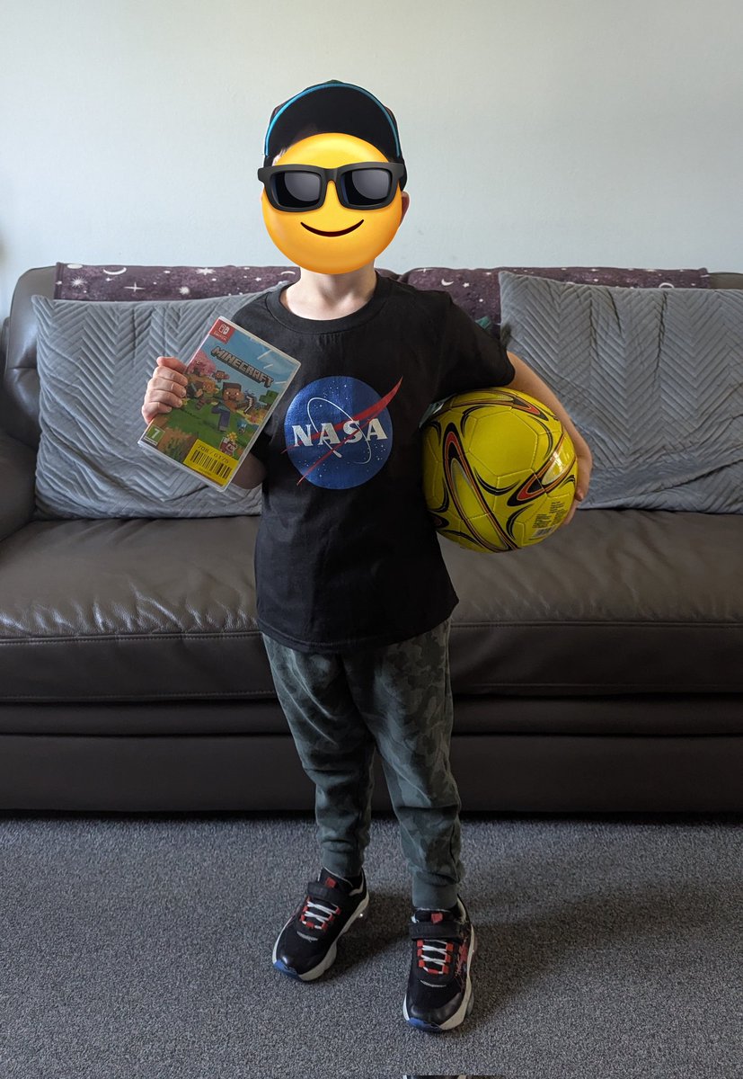 My youngest feral Oz is 5 today! My little tornado of chaos 🤘🏻🥳🎉💙🚀🎮⚽