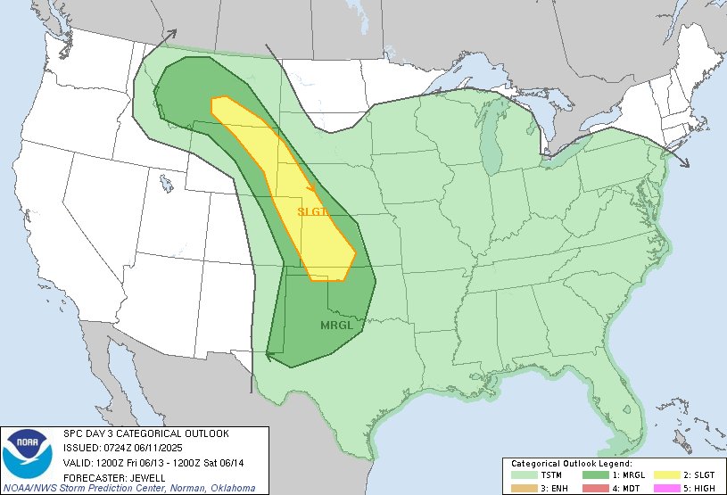 2:25am CDT #SPC Day3 Outlook Slight Risk: from parts of Montana southeastward across the central High Plains spc.noaa.gov/products/outlo…