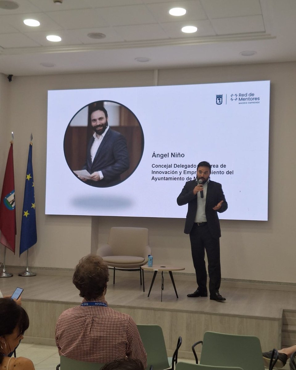 Madrid Emprende (@madridemprende) on Twitter photo <a href="/iLABMadrid/">International Lab</a> Una sesión sobre innovación abierta con Pedro Múñoz Román que ha reunido a los mentores y mentoras de nuestra red. 🌐
Además, el acto ha contado con la participación de <a href="/AngelNinoQ/">Ángel Niño</a>, concejal delegado de Innovación y #Emprendimiento.
#MadridEmprende #Emprendimiento #Mentoría <a href="/iLABMadrid/">International Lab</a> Una sesión sobre innovación abierta con Pedro Múñoz Román que ha reunido a los mentores y mentoras de nuestra red. 🌐
Además, el acto ha contado con la participación de <a href="/AngelNinoQ/">Ángel Niño</a>, concejal delegado de Innovación y #Emprendimiento.
#MadridEmprende #Emprendimiento #Mentoría