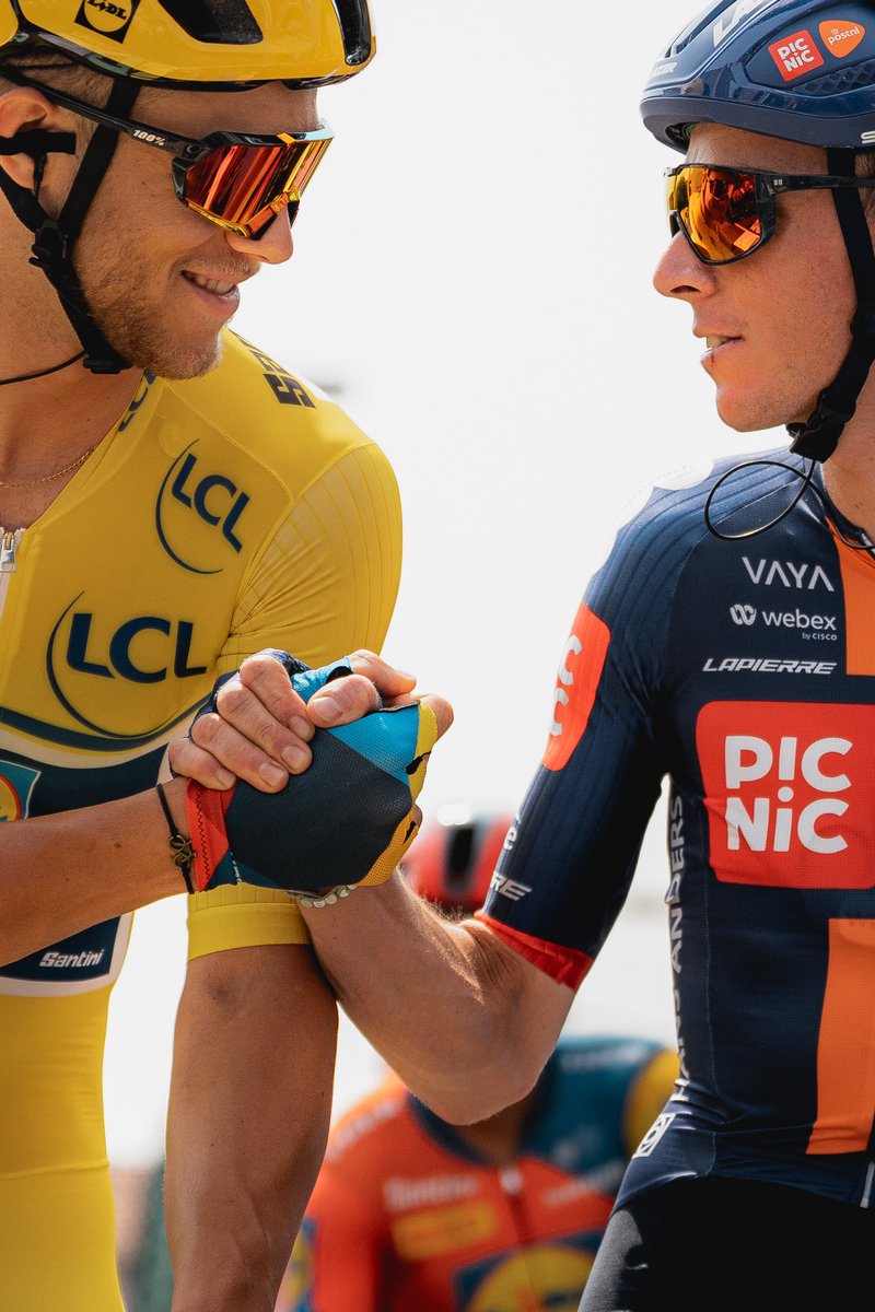 Tony Esnault tweet media