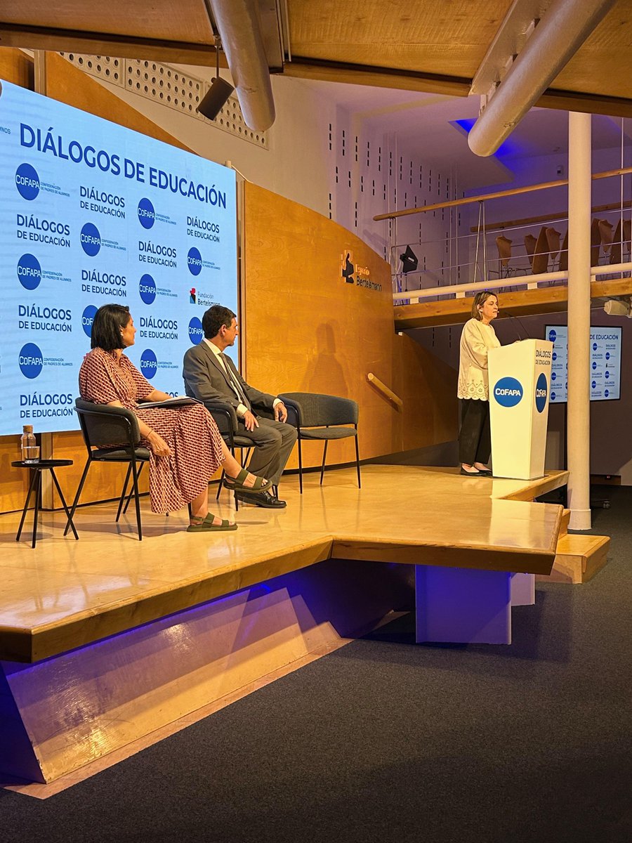 COFAPA 🧡 (@cofapa_) on Twitter photo “Con la perspectiva de 16 años de Diálogos de Educación, podemos asegurar que nos une más de lo que nos distancia, que aquí percibimos que la educación es tarea de todos”, añade <a href="/BegoLdeG/">Begoña Ladrón de Guevara</a> en el 45 #DialogoCofapa, con <a href="/ab_delarosa/">Abelardo de la Rosa</a> <a href="/educaciongob/">Ministerio de Educación, FP y Deportes</a> “Con la perspectiva de 16 años de Diálogos de Educación, podemos asegurar que nos une más de lo que nos distancia, que aquí percibimos que la educación es tarea de todos”, añade <a href="/BegoLdeG/">Begoña Ladrón de Guevara</a> en el 45 #DialogoCofapa, con <a href="/ab_delarosa/">Abelardo de la Rosa</a> <a href="/educaciongob/">Ministerio de Educación, FP y Deportes</a>