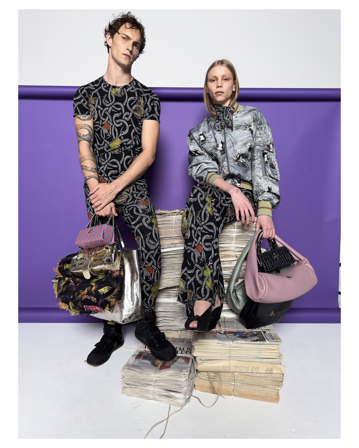 22新作◆Vivienne Westwood◆CARRIE LOGOMANIA バケットバッグ 2023新作◇Vivienne Westwood◇CINDY CYLINDER メッシュ バッグ