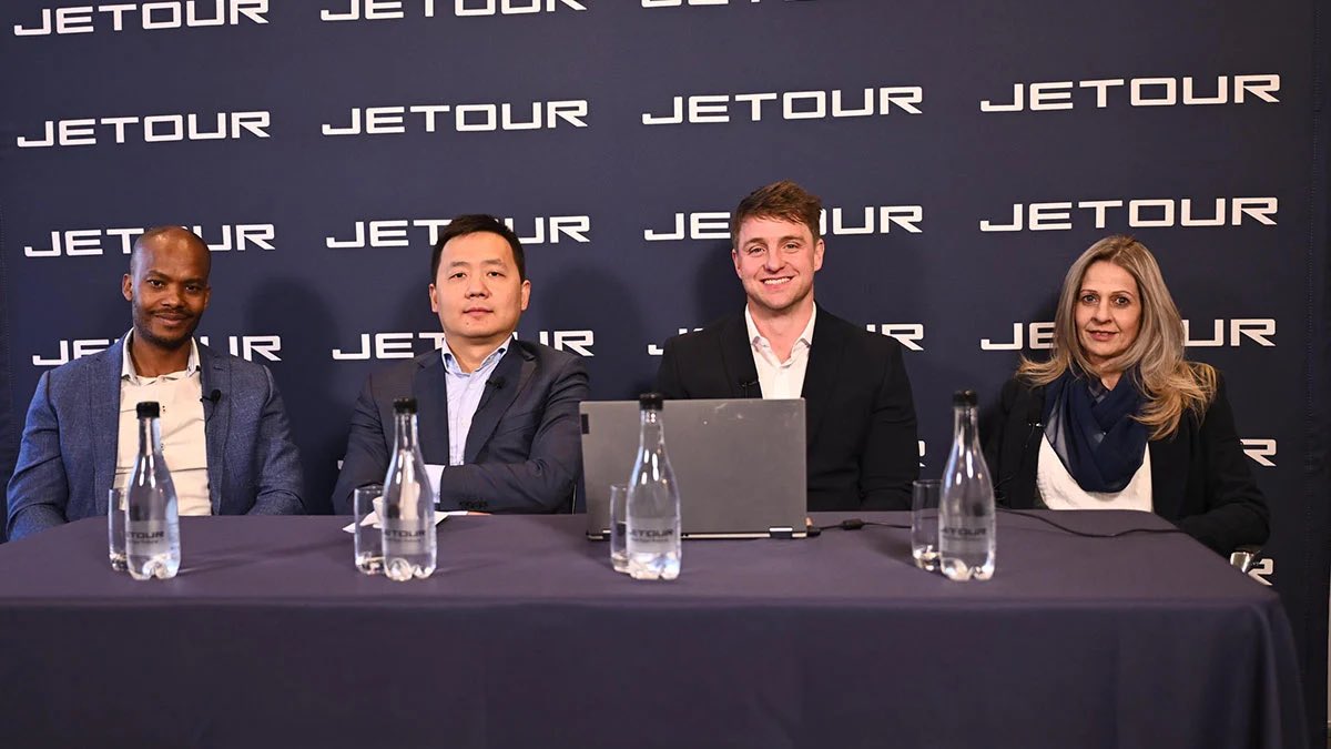 South Africa’s newest car brand is already outselling Mercedes, Honda, and Mazda. 👀

Jetour hit 620 sales in May 2025 — just 9 months after launching. With 40 dealerships &amp; a bold design, it's shifting gears fast.

#JetourSA #AutoNews