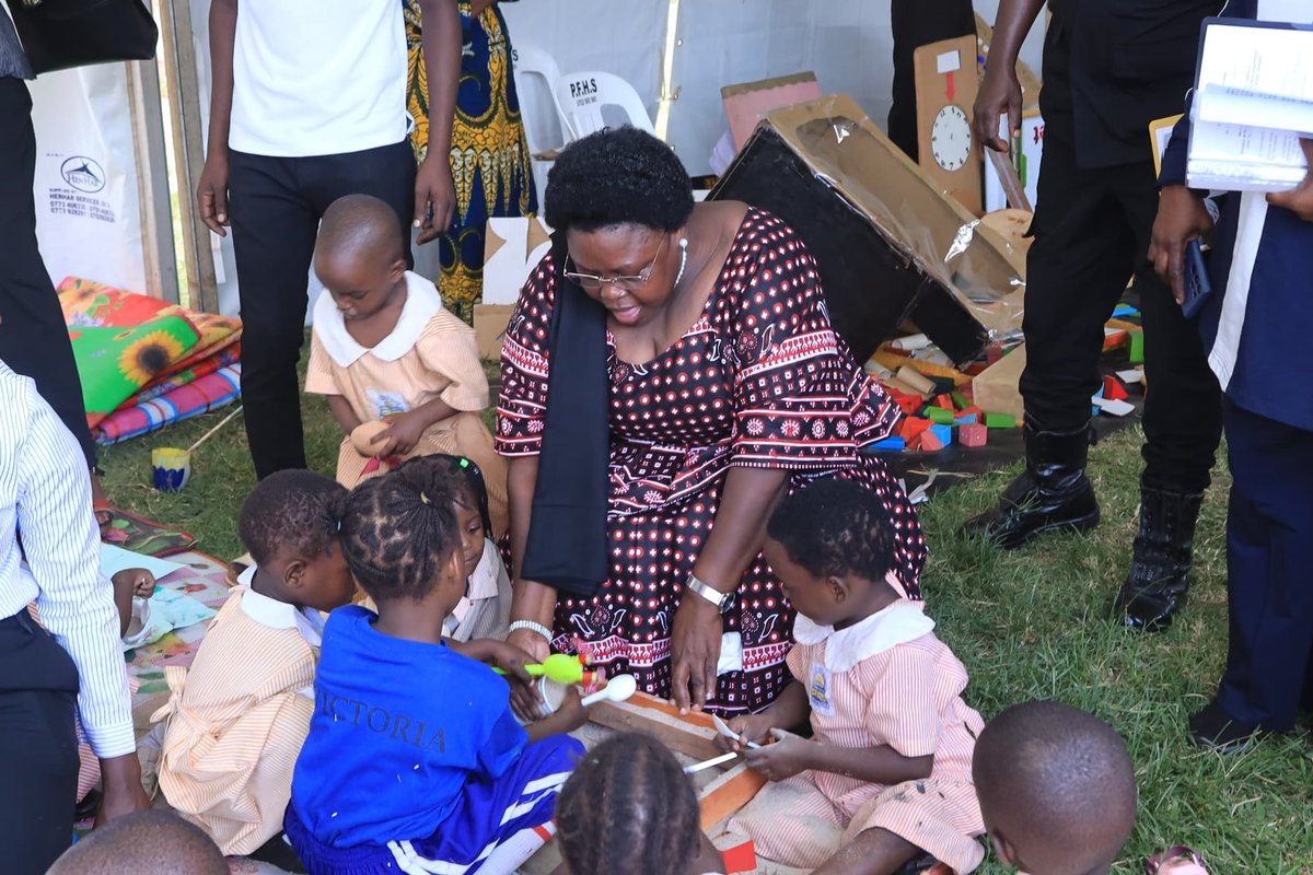 UNICEF Uganda (@unicefuganda) on Twitter photo Happening at the #InternationalDayofPlay National celebrations, Chief Guest Hon. <a href="/MorikuJoyce/">Dr. Joyce Moriku Kaducu, PhD</a> , Uganda’s State Minister for Primary Education, engages in play with children at the event.
#UgPlayDay #ChoosePlayEveryDay #IDOP2025 Happening at the #InternationalDayofPlay National celebrations, Chief Guest Hon. <a href="/MorikuJoyce/">Dr. Joyce Moriku Kaducu, PhD</a> , Uganda’s State Minister for Primary Education, engages in play with children at the event.
#UgPlayDay #ChoosePlayEveryDay #IDOP2025