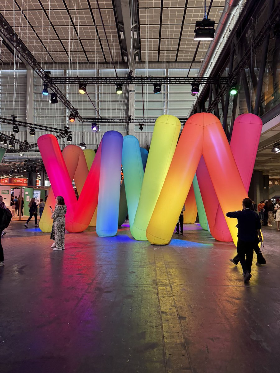 MilianiAdel's tweet photo. 🚀 #VivaTech 2025 : 4 jours pour explorer l’intelligence artificielle, le climat‑tech, la cybersécurité, la mobilité du futur, la santé et bien plus…

Nous partons pour 4 jours intenses d’exploration des innovations les plus prometteuses : intelligence artificielle, smart cities, mobilité durable, climat‑tech, impact social… VivaTech est l’endroit idéal pour découvrir comment la tech façonne un futur responsable et connecté.
 
EN // 

#VivaTech 2025: 4 days to explore artificial intelligence, climate‑tech, cybersecurity, future mobility, health—and so much more…

We’re heading into four intense days of discovering the most promising innovations: artificial intelligence, smart cities, sustainable mobility, climate‑tech, social impact… VivaTech is the ideal place to see how tech is shaping a responsible and connected future.

#tech #mobility #ratp #ratpgroup #SmartCity #AI #socialimpact #innovation 

@RATPgroup @VivaTech